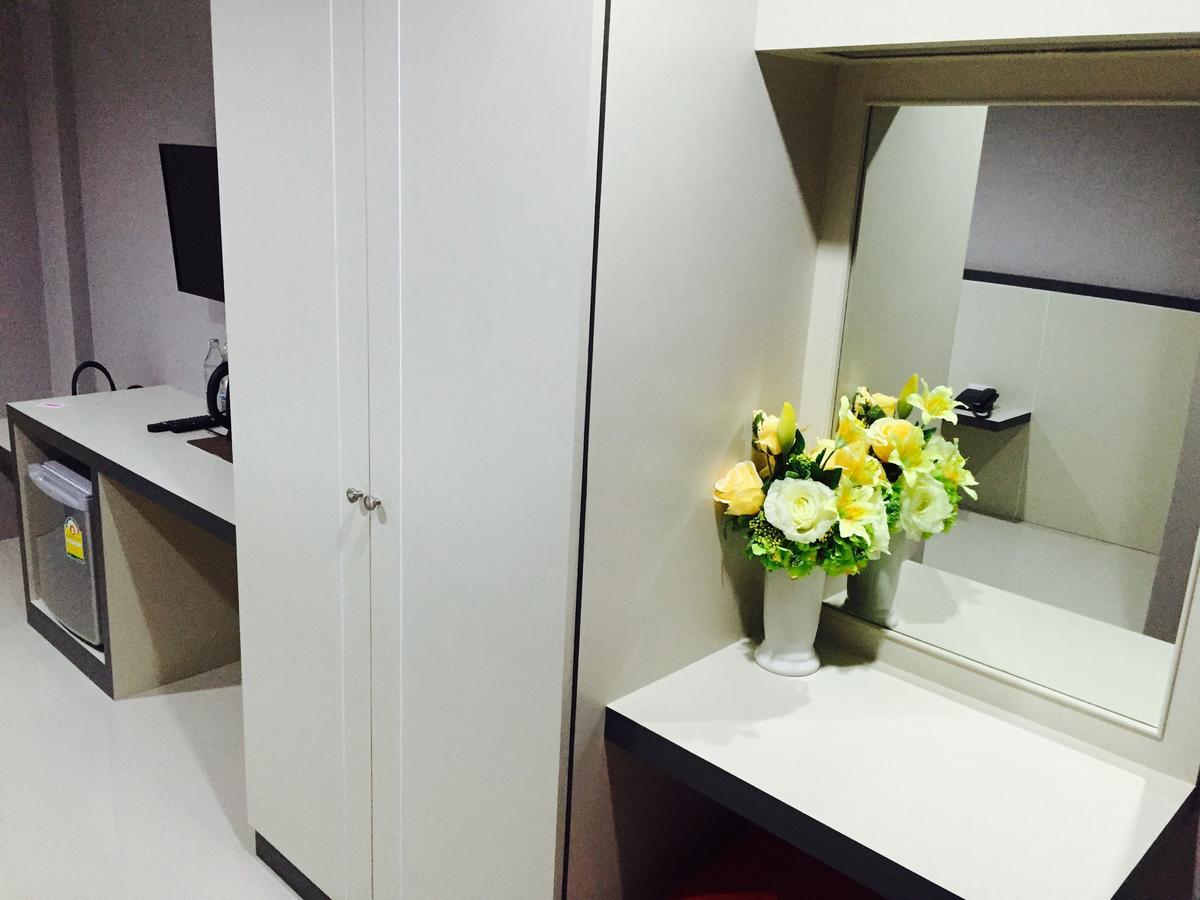 Avenue Residence Nakhon Si Thammarat Zewnętrze zdjęcie