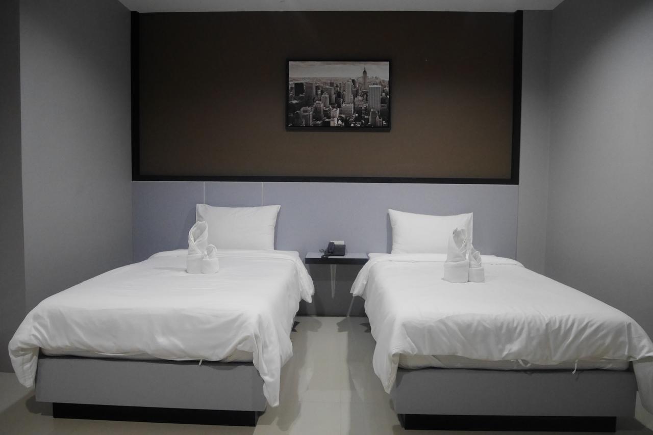 Avenue Residence Nakhon Si Thammarat Zewnętrze zdjęcie